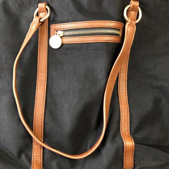 Banana  republic black travel/shopping/hobo bag - Picture 5 of 6